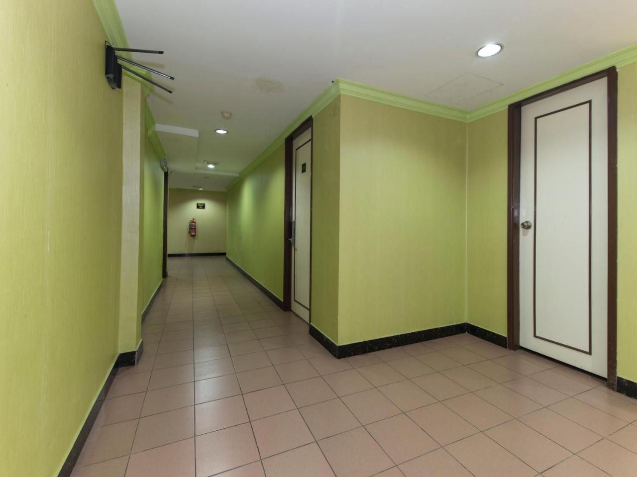Hotel Oyo 433 Grand Orchard Wings Kuala Lumpur Esterno foto
